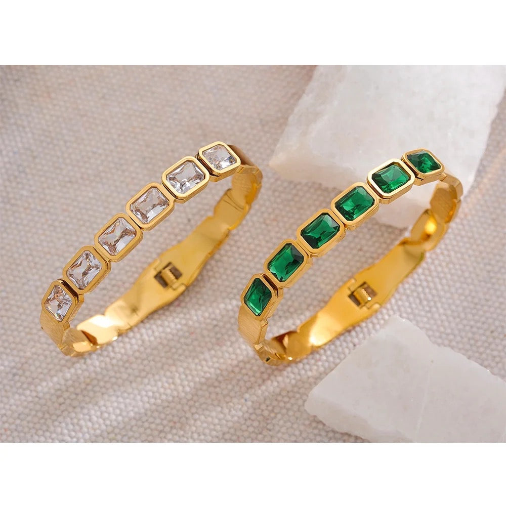 Elegant bangle
