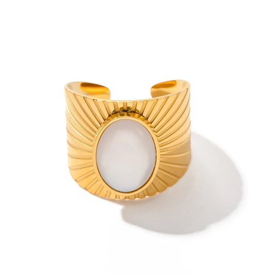 White shell adjustable ring