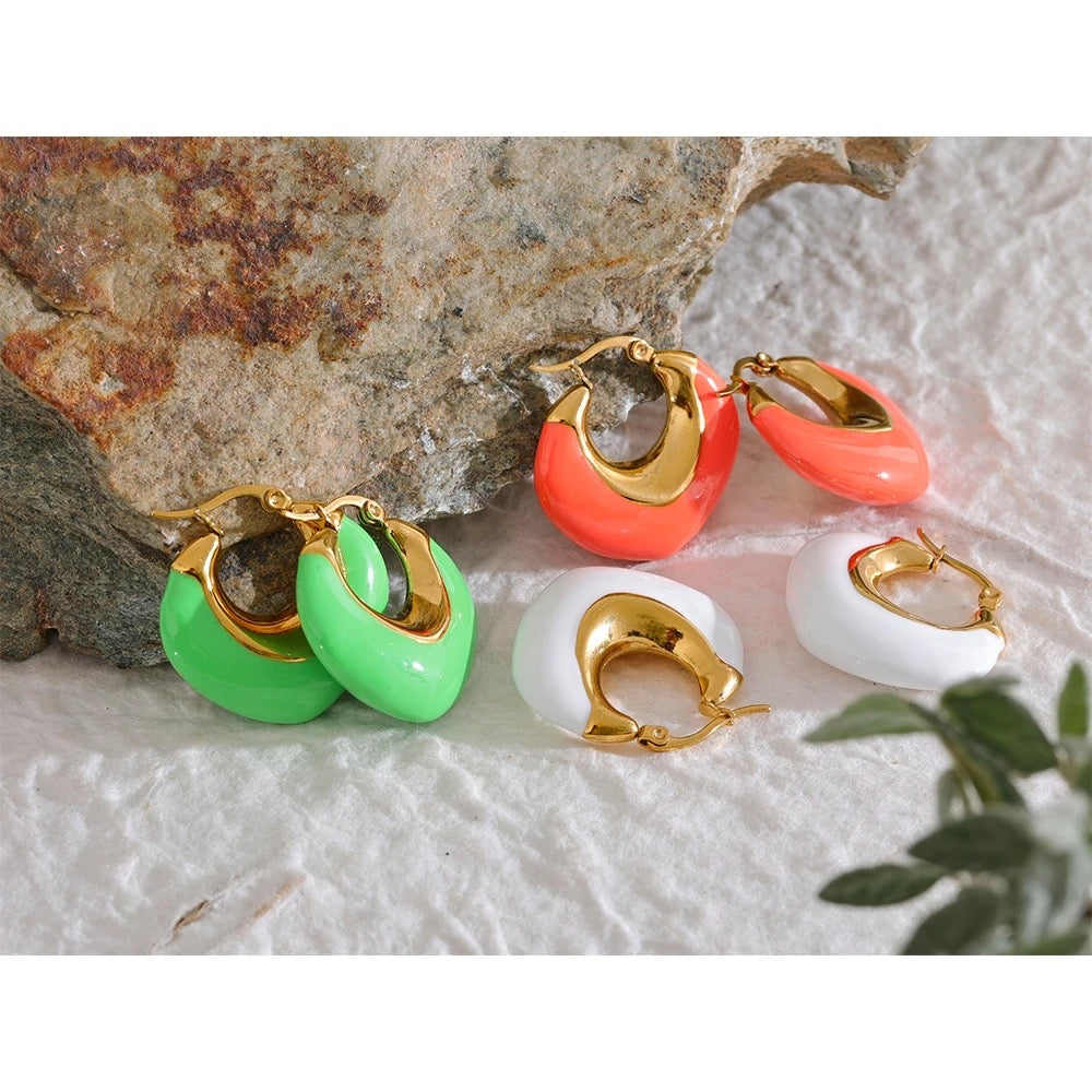 Elegant hoop earrings