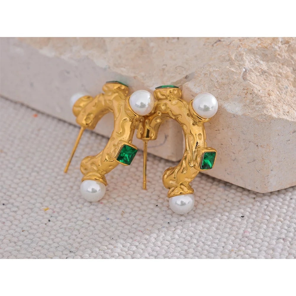 Pearl vintage hoop stud earrings