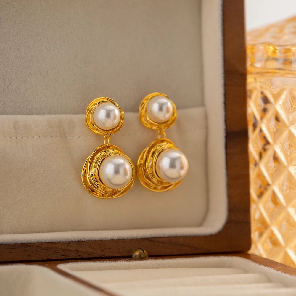 Elegant pearl stud earrings