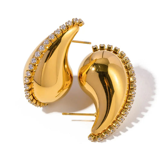 Tear elegant drop earrings