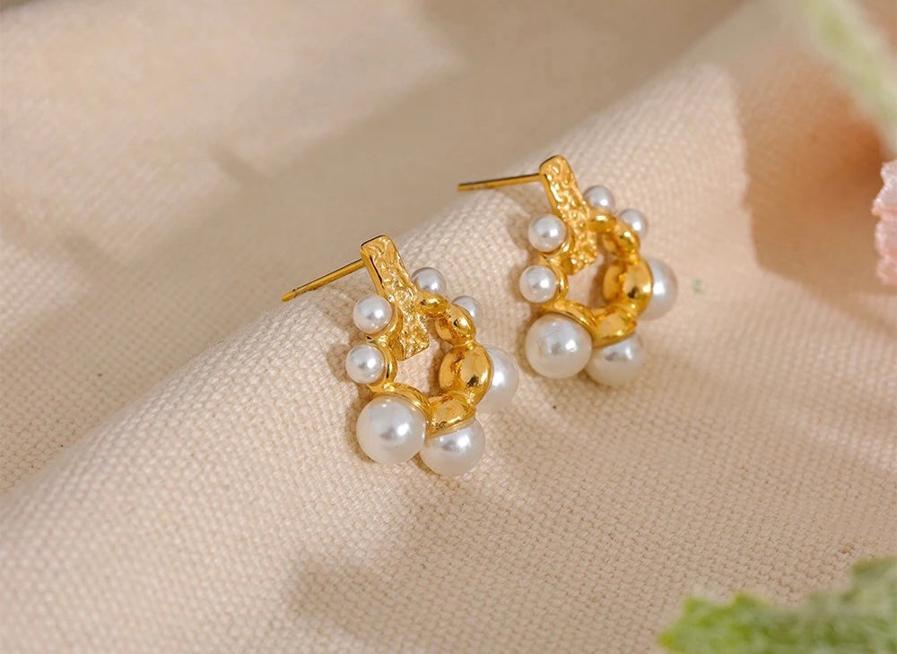 Stylish pearl stud earrings