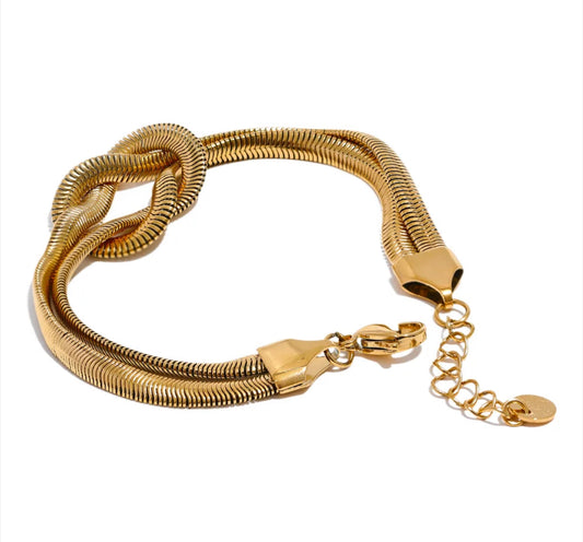 Knot layered necklace