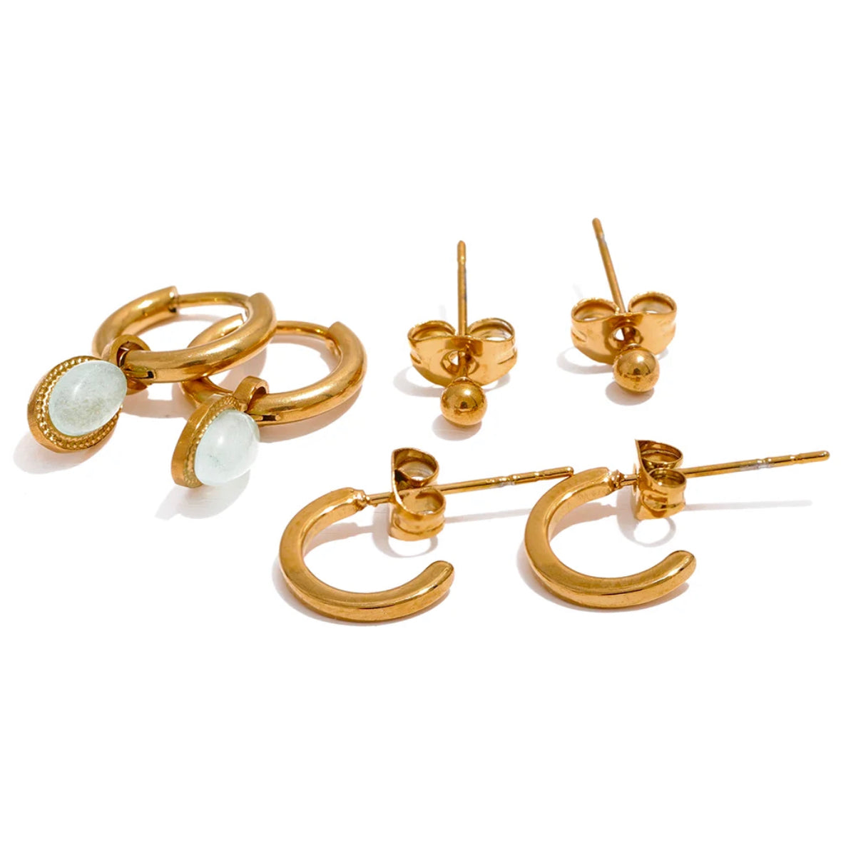 Set of earrings