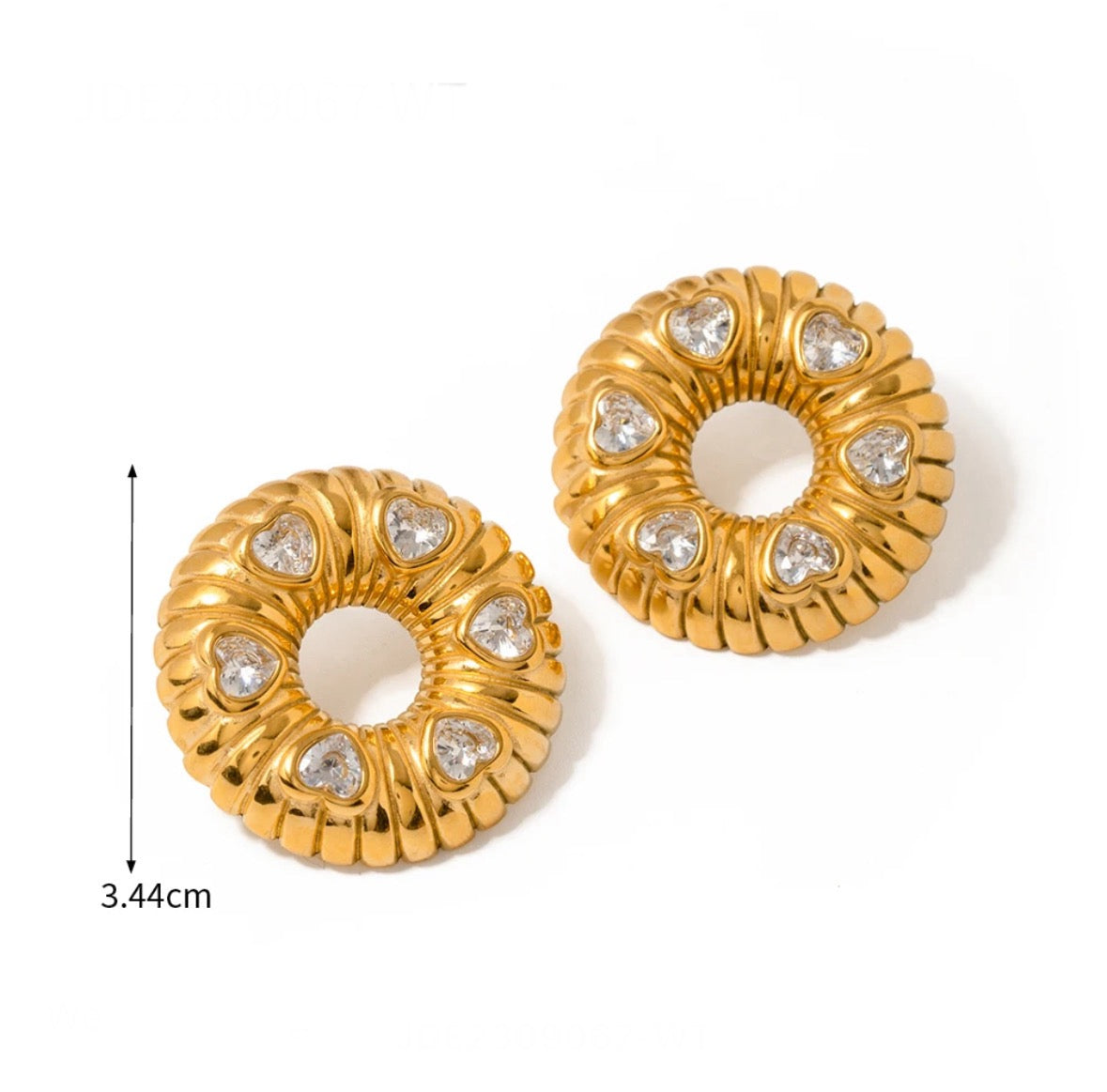 Inlaid heart stud earrings