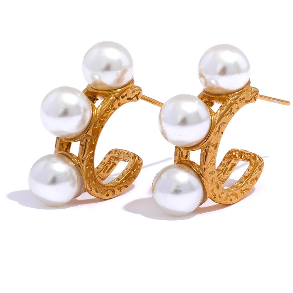 Pearl hoop stud earrings