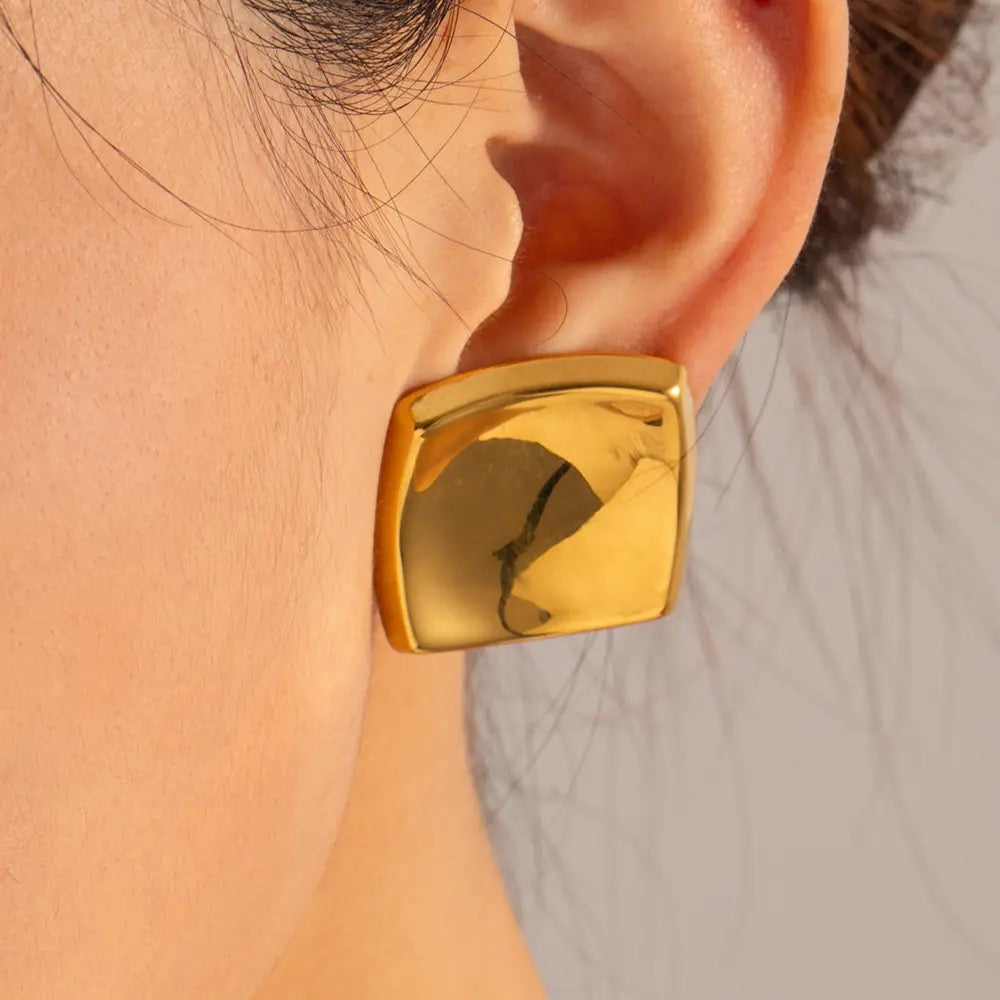 Irregular square stud earrings