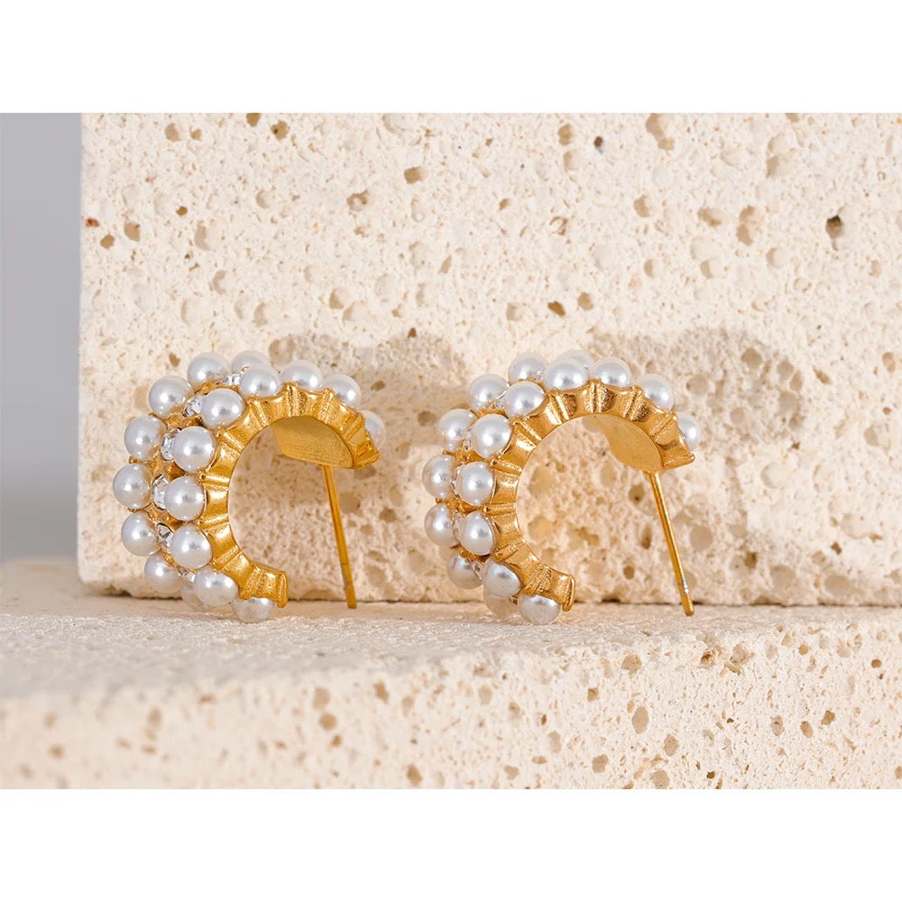 Pearl chunky hoop stud earrings