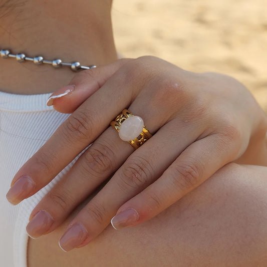 Oval pink adjustable ring
