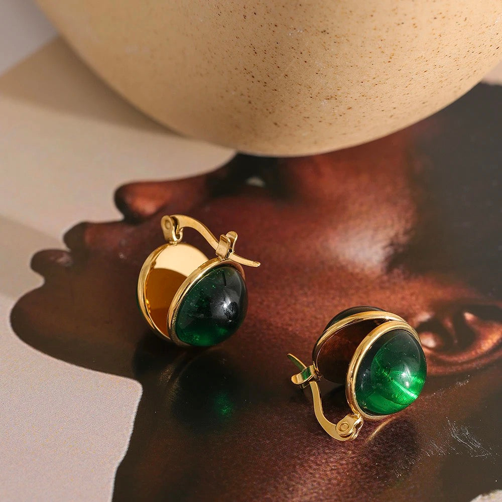 Elegant Huggie hoop earrings