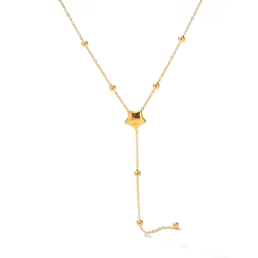 Star pedant necklace