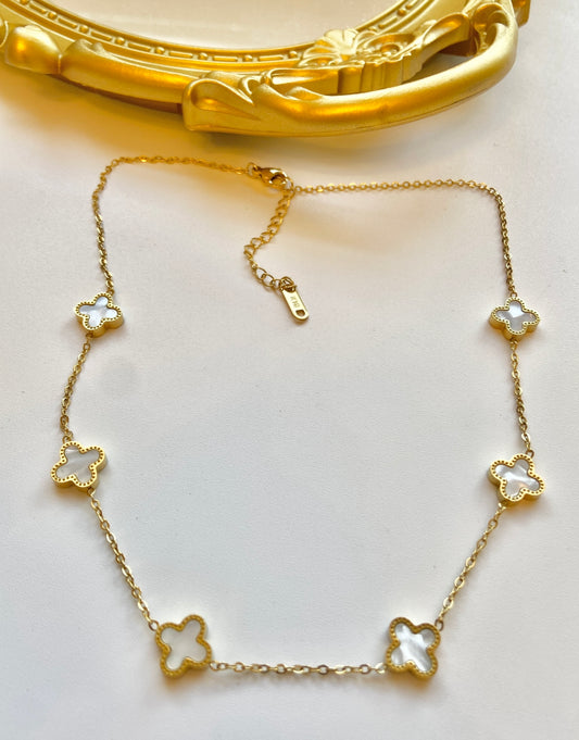 White clover necklace