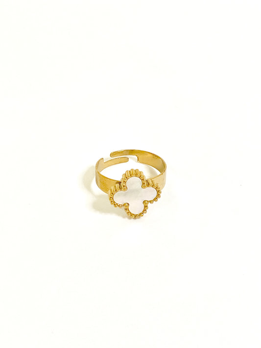 White clover adjustable ring