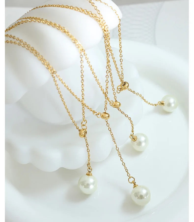 Pearl adjustable necklace