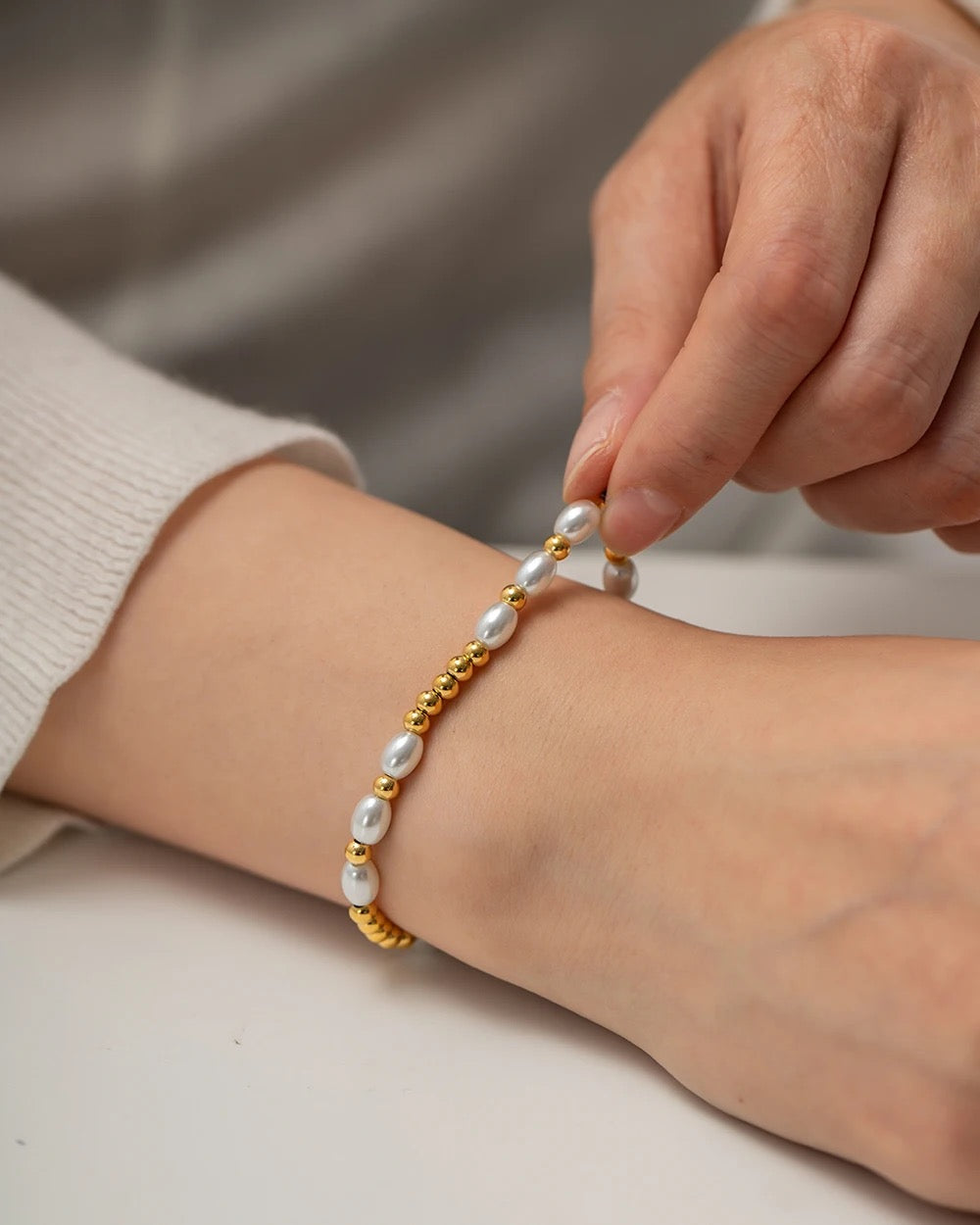 Bead pearl bracelet