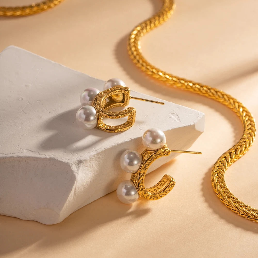 Pearl hoop stud earrings