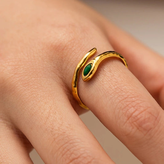 Snake adjustable ring