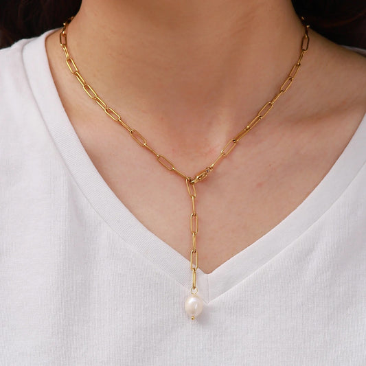 Pearl paper clip necklace