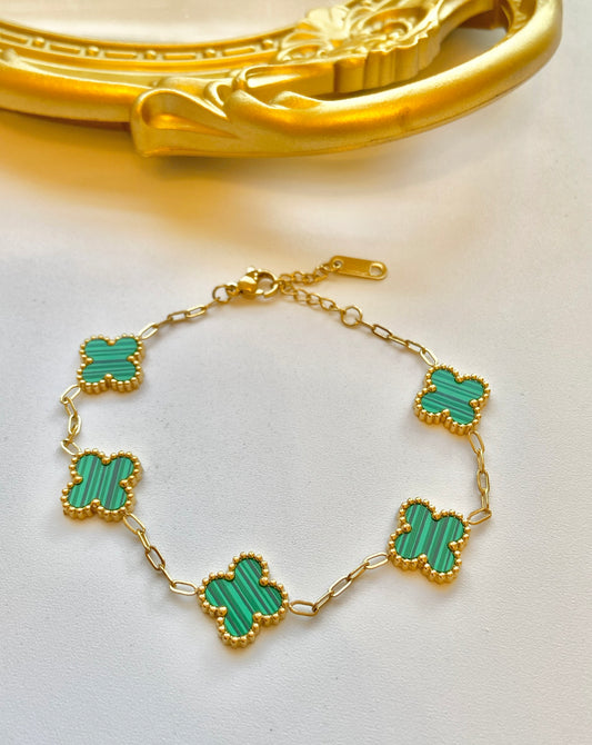 Green clover bracelet
