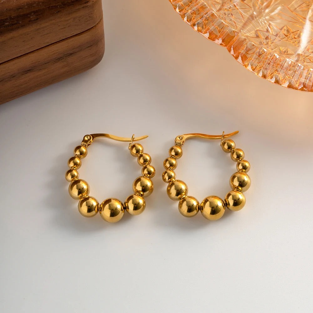 Beds hoop earrings