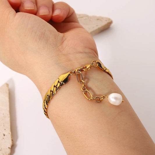 Cuban pearl bracelet