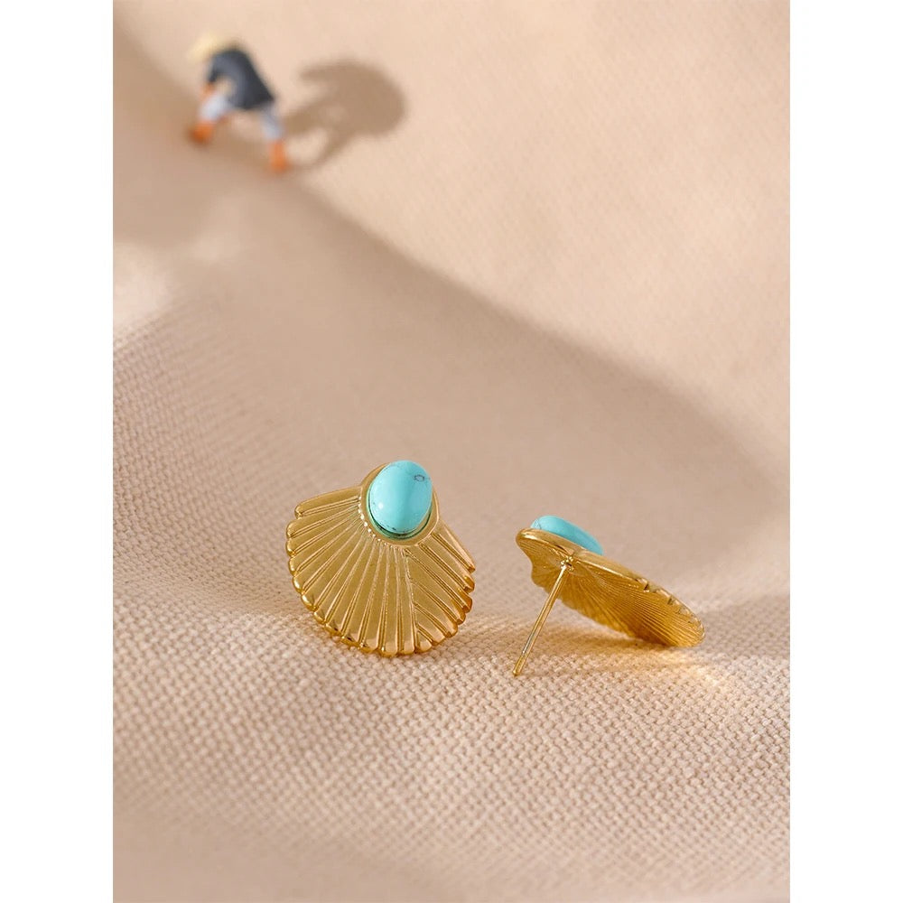 Turquoise sone fan stud earrings
