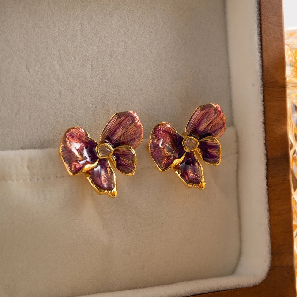Flower stud earring