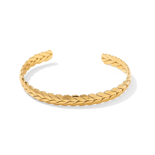 Elegant cuff bracelet