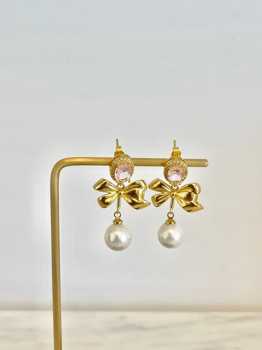 Ribbon stud earrings
