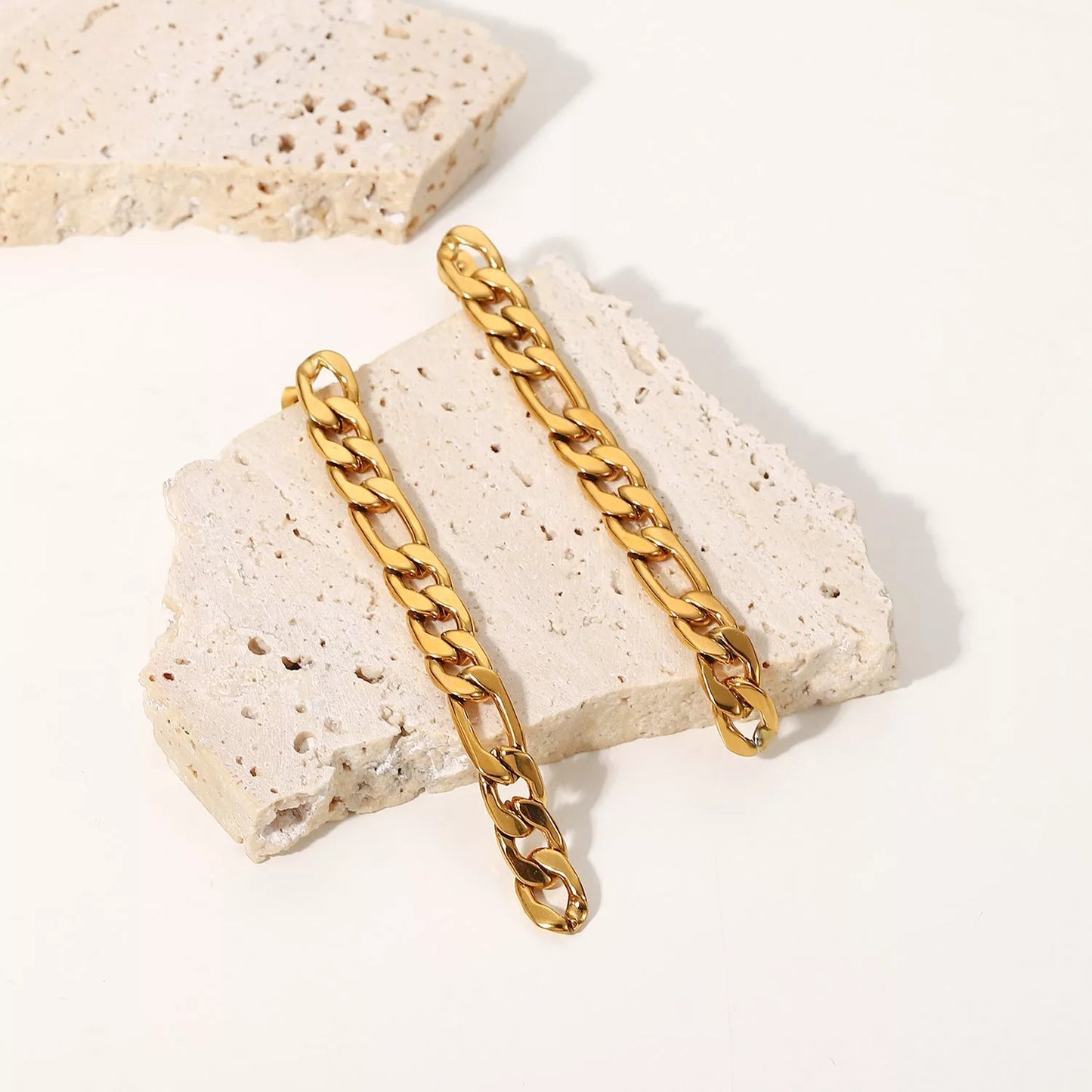 Figaro chain long earrings