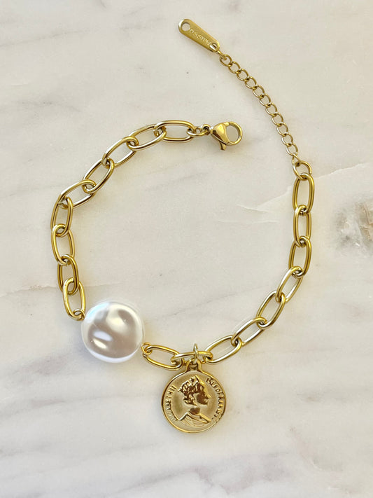 Coin and pearl bracelet