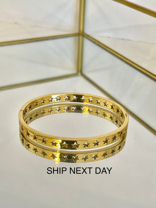 Stars bangle