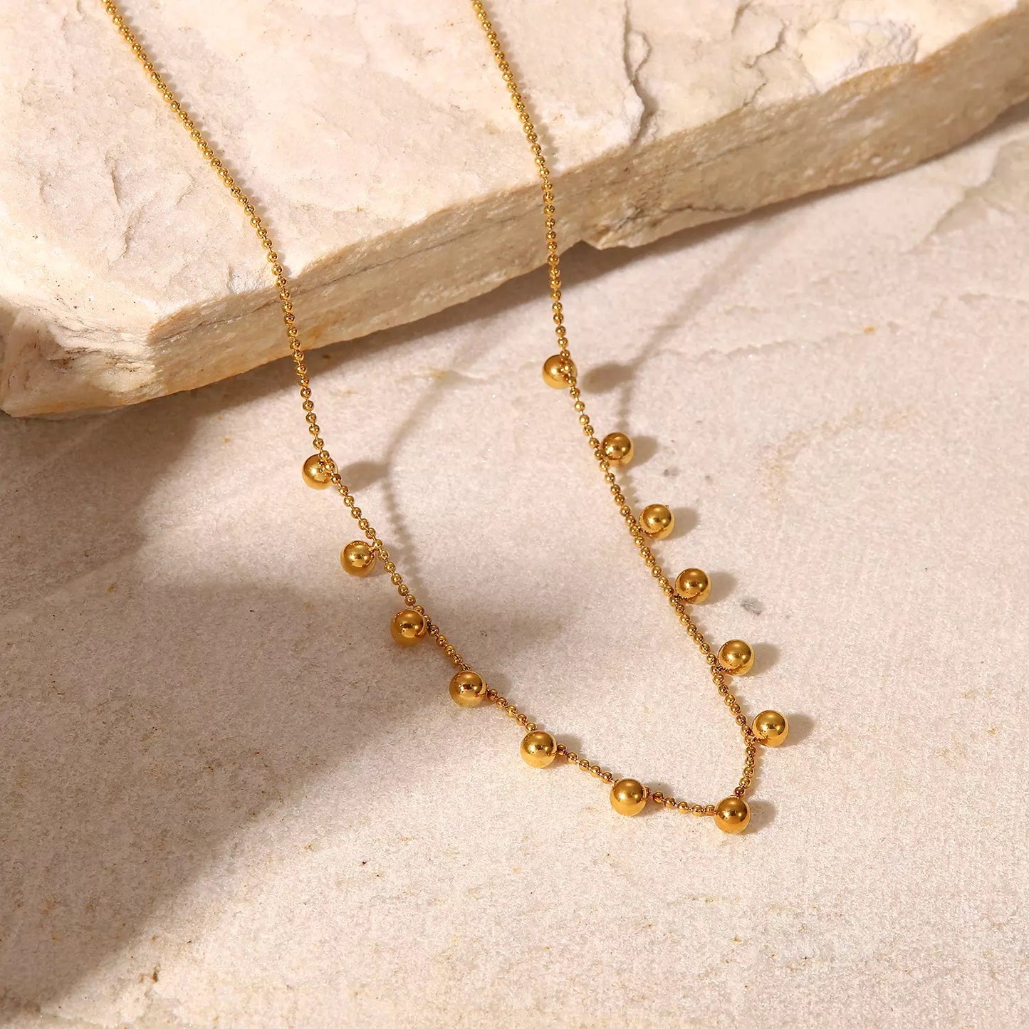Small beads tassel necklace