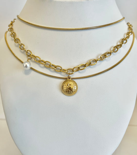 Multilayer necklace