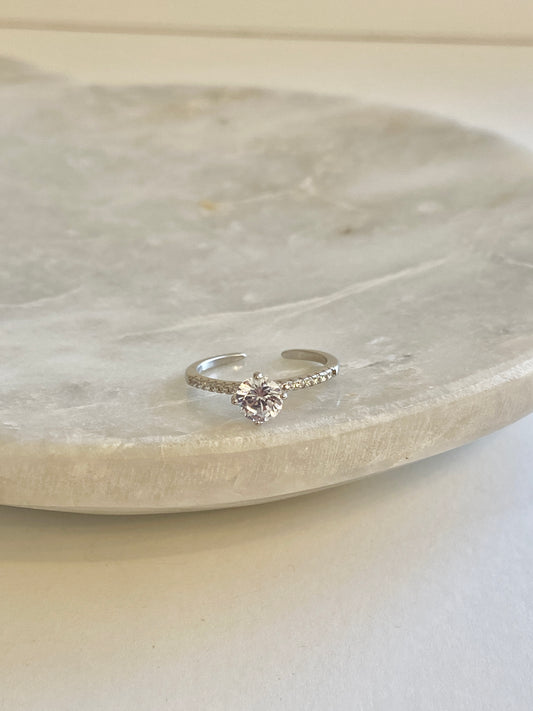 Stone adjustable ring