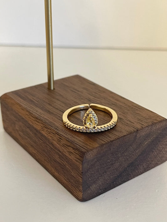 Yellow drop adjustable ring