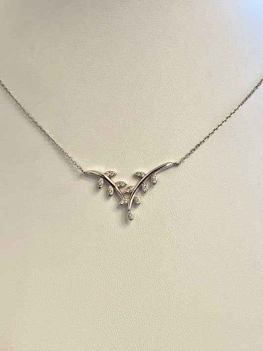 Leaf necklace