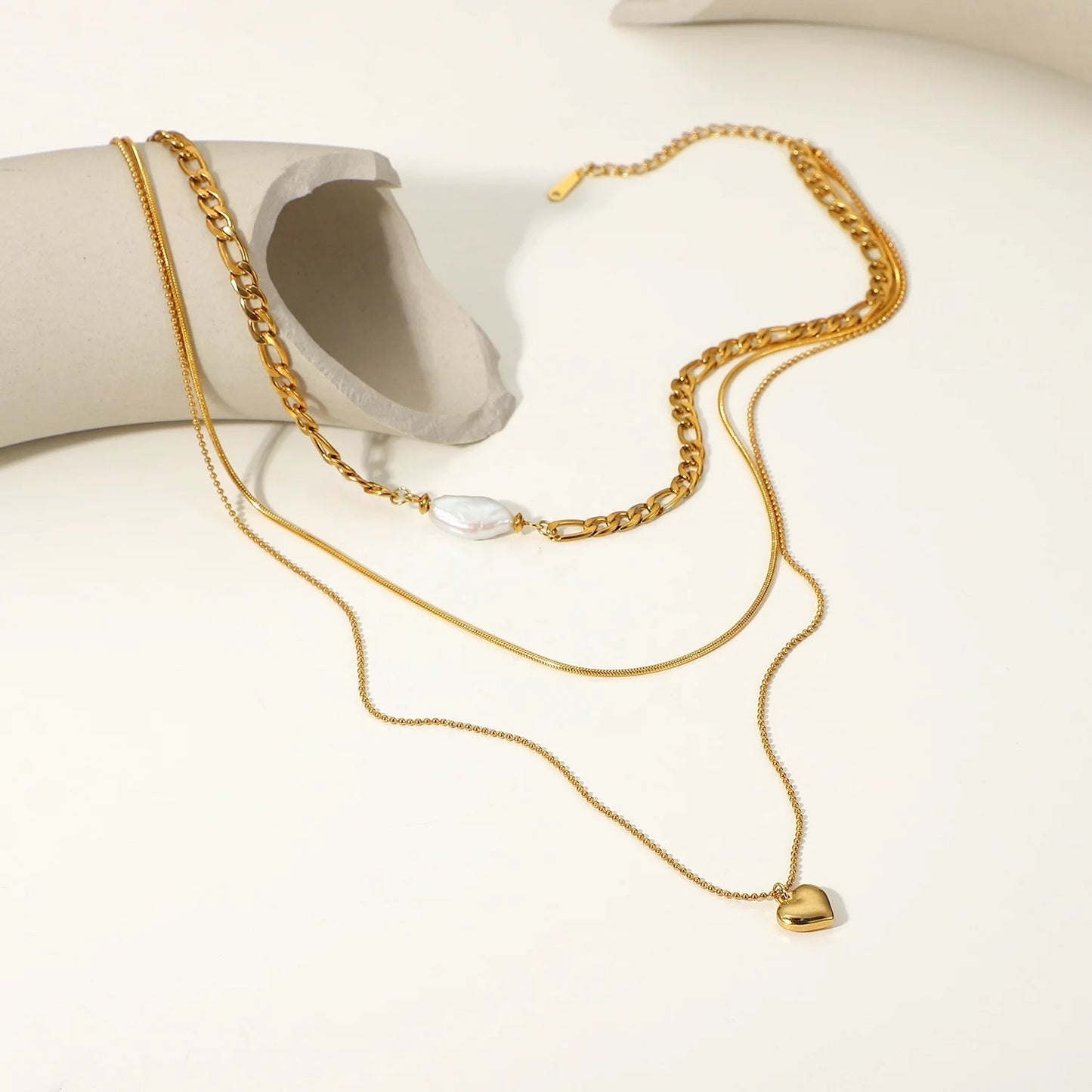 Freshwater Pearl hear necklace