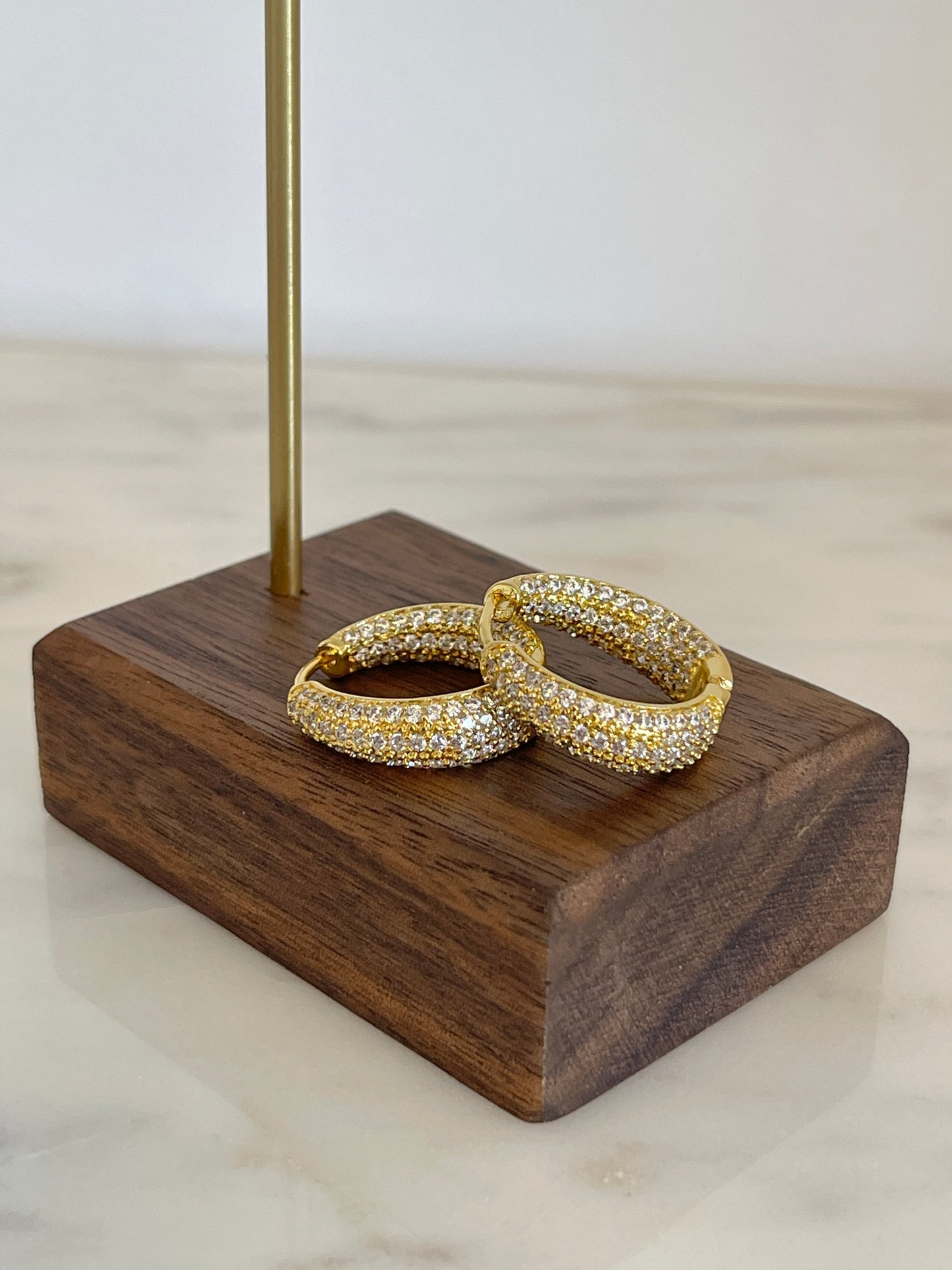 Cubic zirconia inside-out Hoop Earringa
