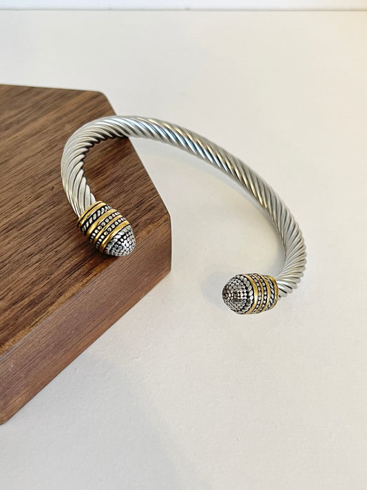 Cable cuff bracelet
