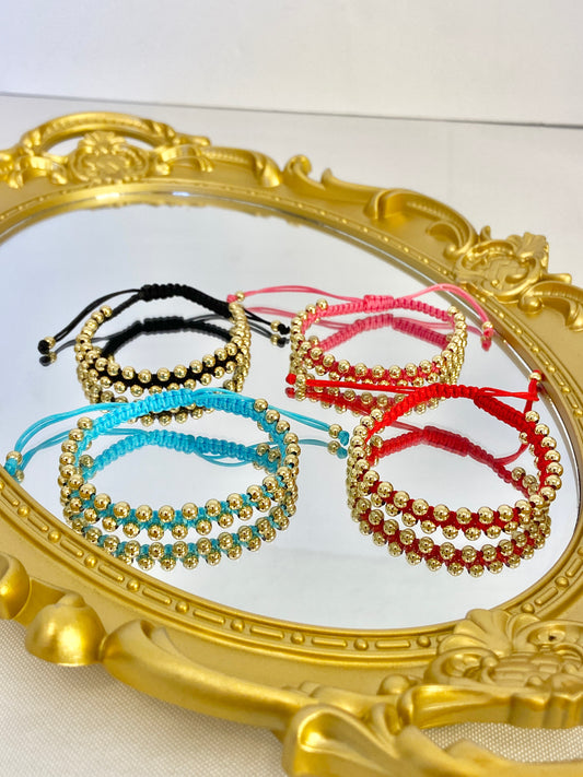 Beads string bracelet
