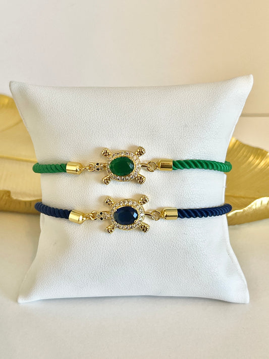 Turtle string bracelet