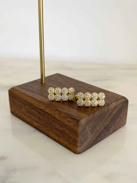 Elegant huggie earrings