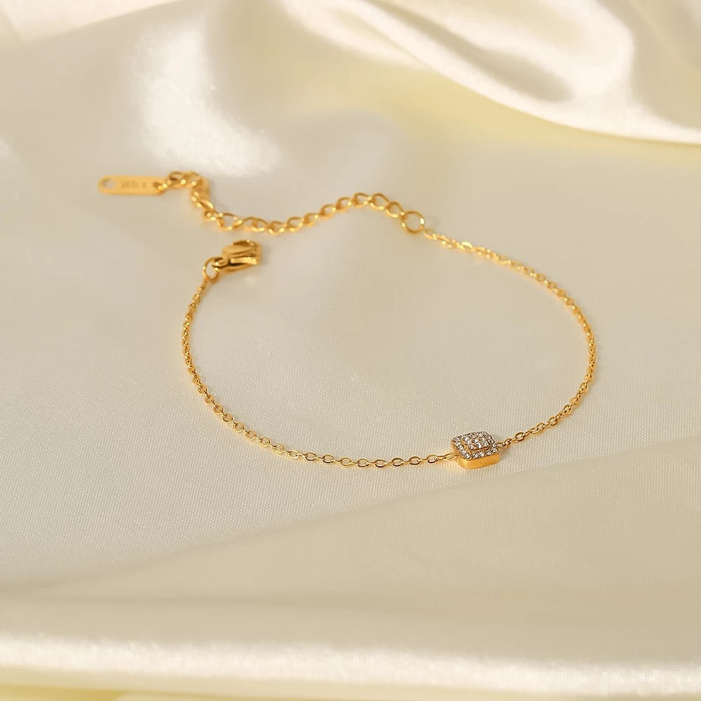 Square cubic zirconia bracelet