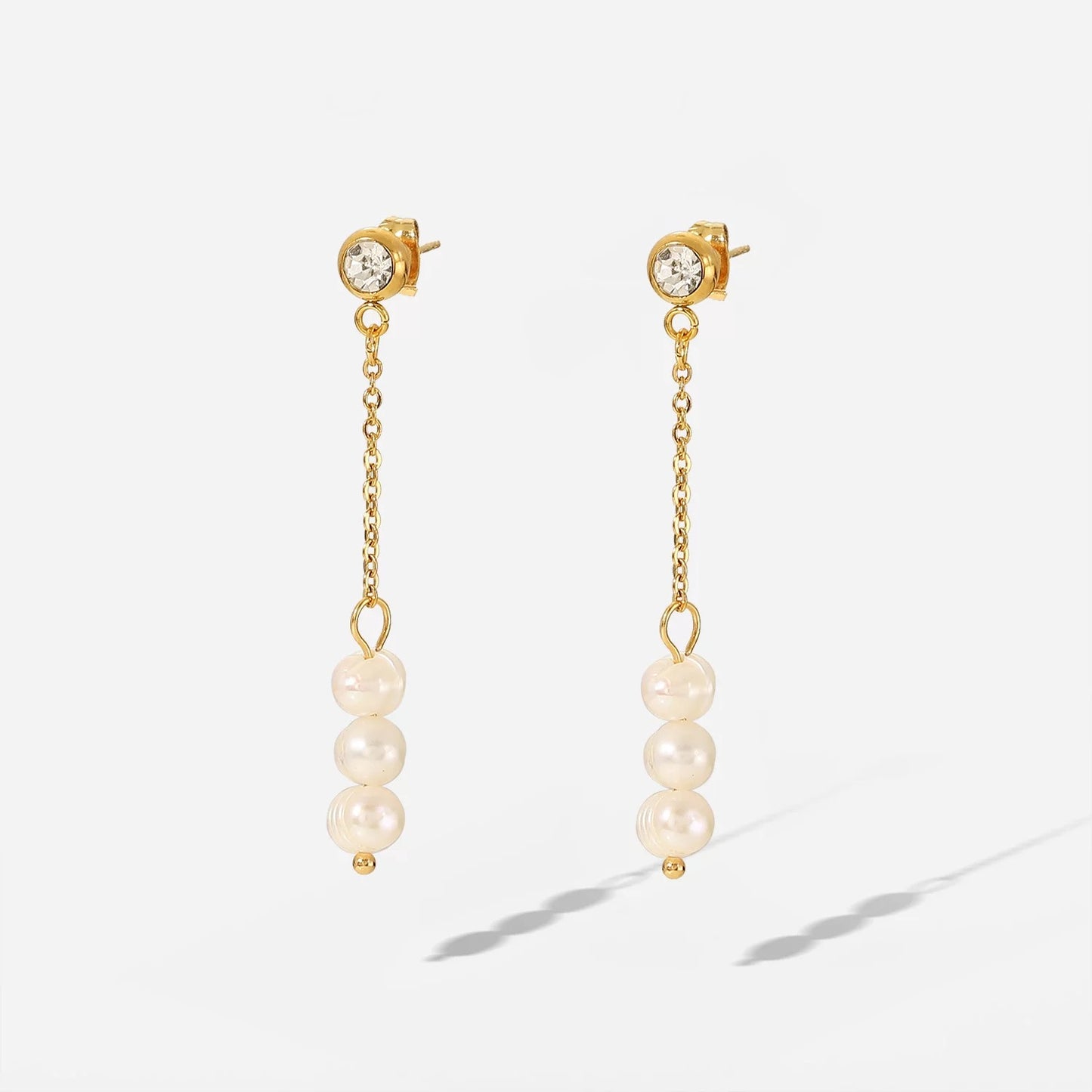 Chain Pearl stud earrings