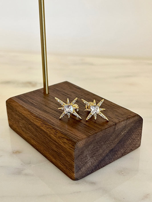 Star stud earrings