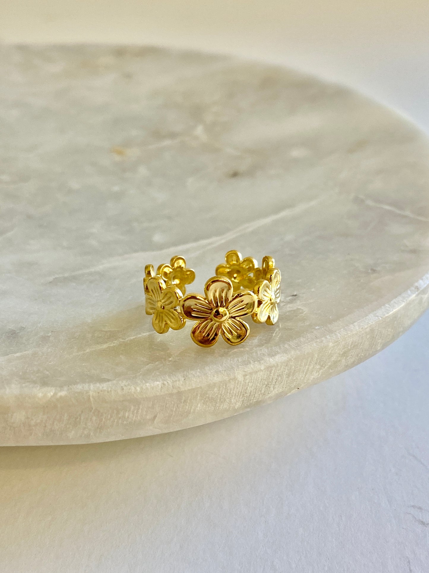 Flowers adjustable ring