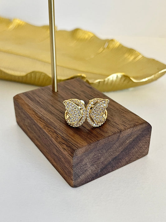 Butterfly ring