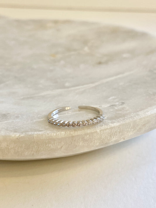 Tinny adjustable ring